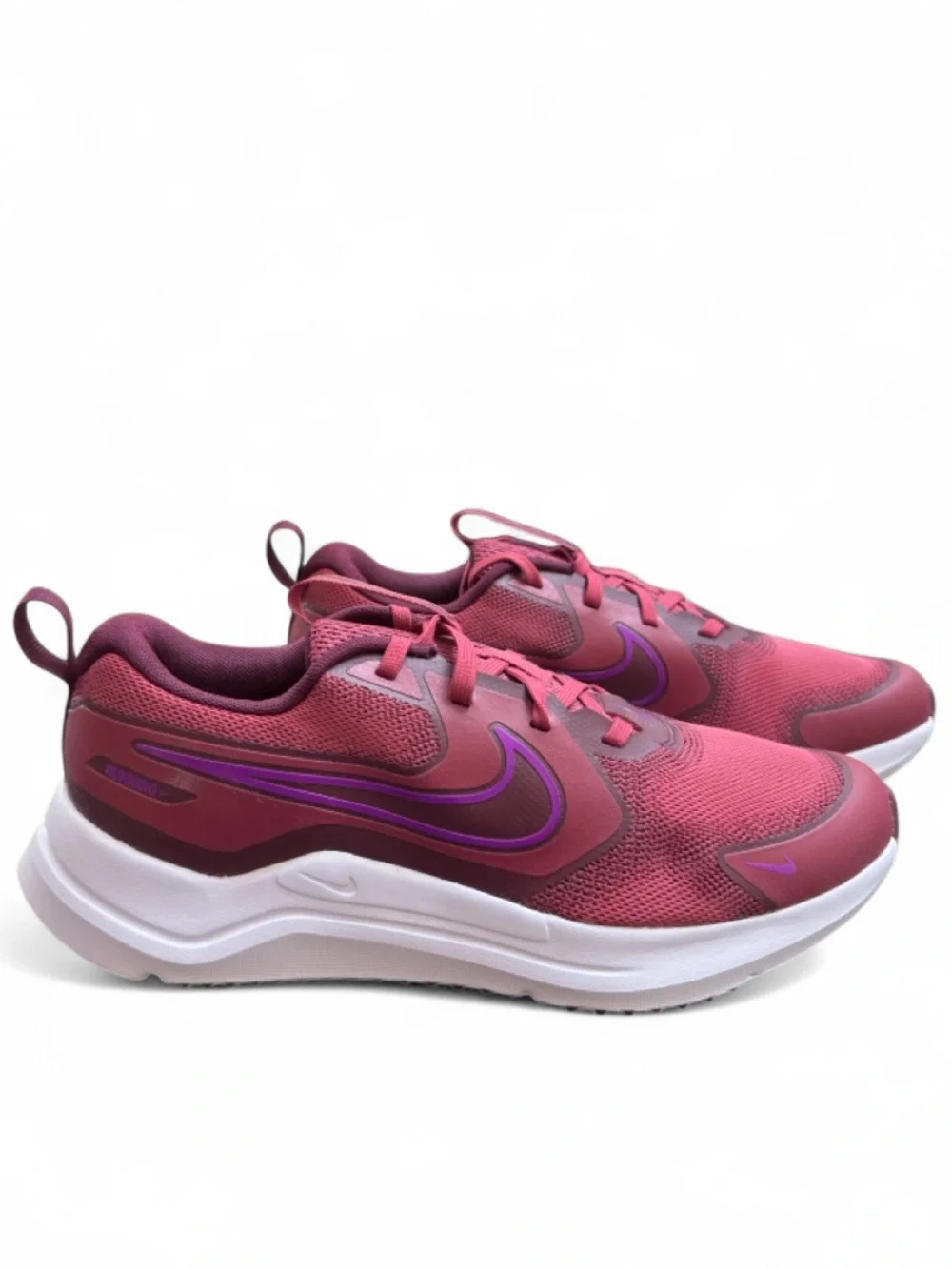 Nike Cosmic Runner Shoes ‘Beet Bordeaux’ Size US 7 Youth/ Women’s 8.5 (NEW)
